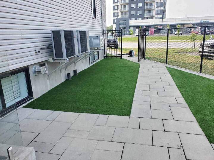 Gazon synthétique commercial Montréal