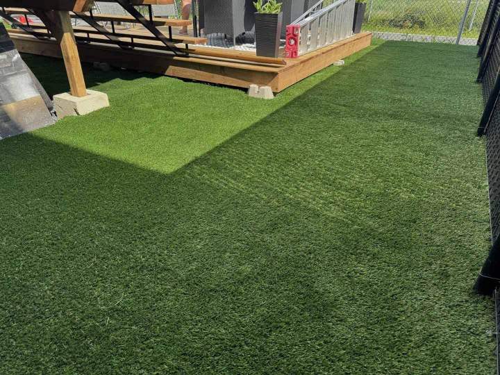 Gazon synthétique de haute qualité Montréal