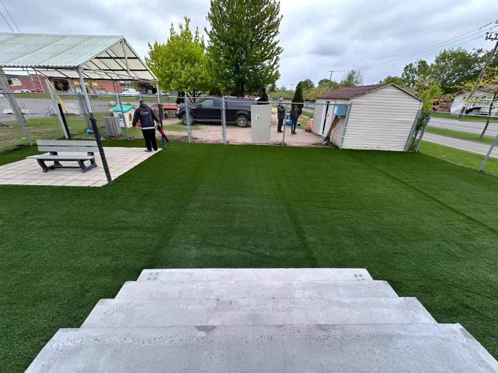 Gazon synthétique commercial Montréal