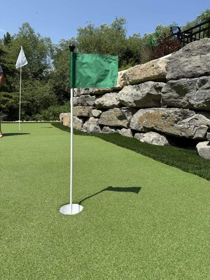Gazon synthétique green de golf Montréal